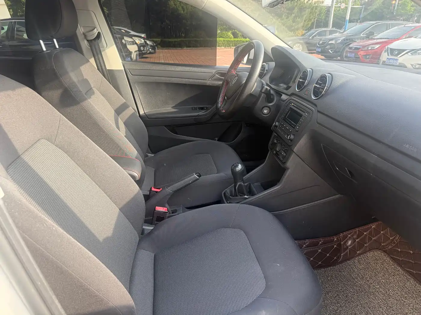 Volkswagen Jetta 2017 1.5L Manual Fashion фото 8