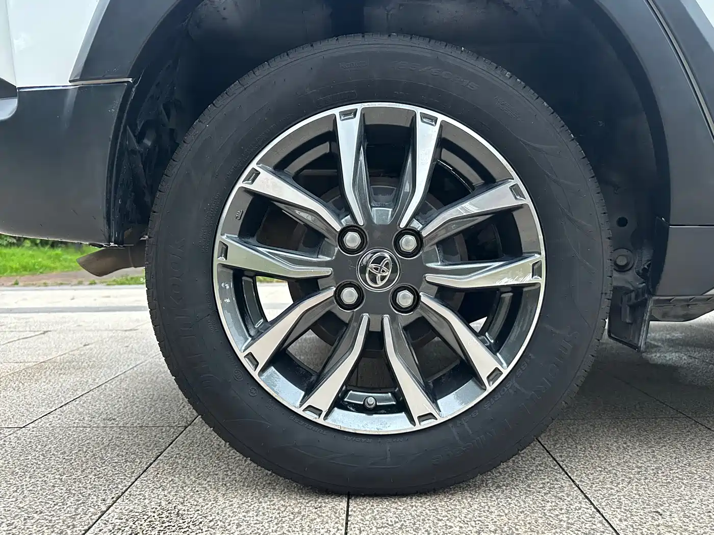 Toyota YARiS L Zhi Xuan 2020 1.5L CVT Premium Edition фото 18