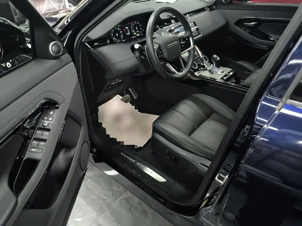 Land Rover Range Rover Evoque New Energy 2021 Range Rover Evoque L P300e Luxury фото 13