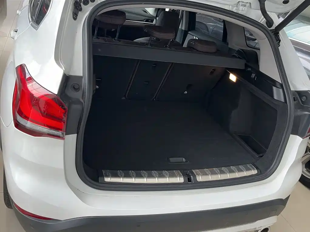 BMW X1 2021 sDrive20Li Fashion фото 11