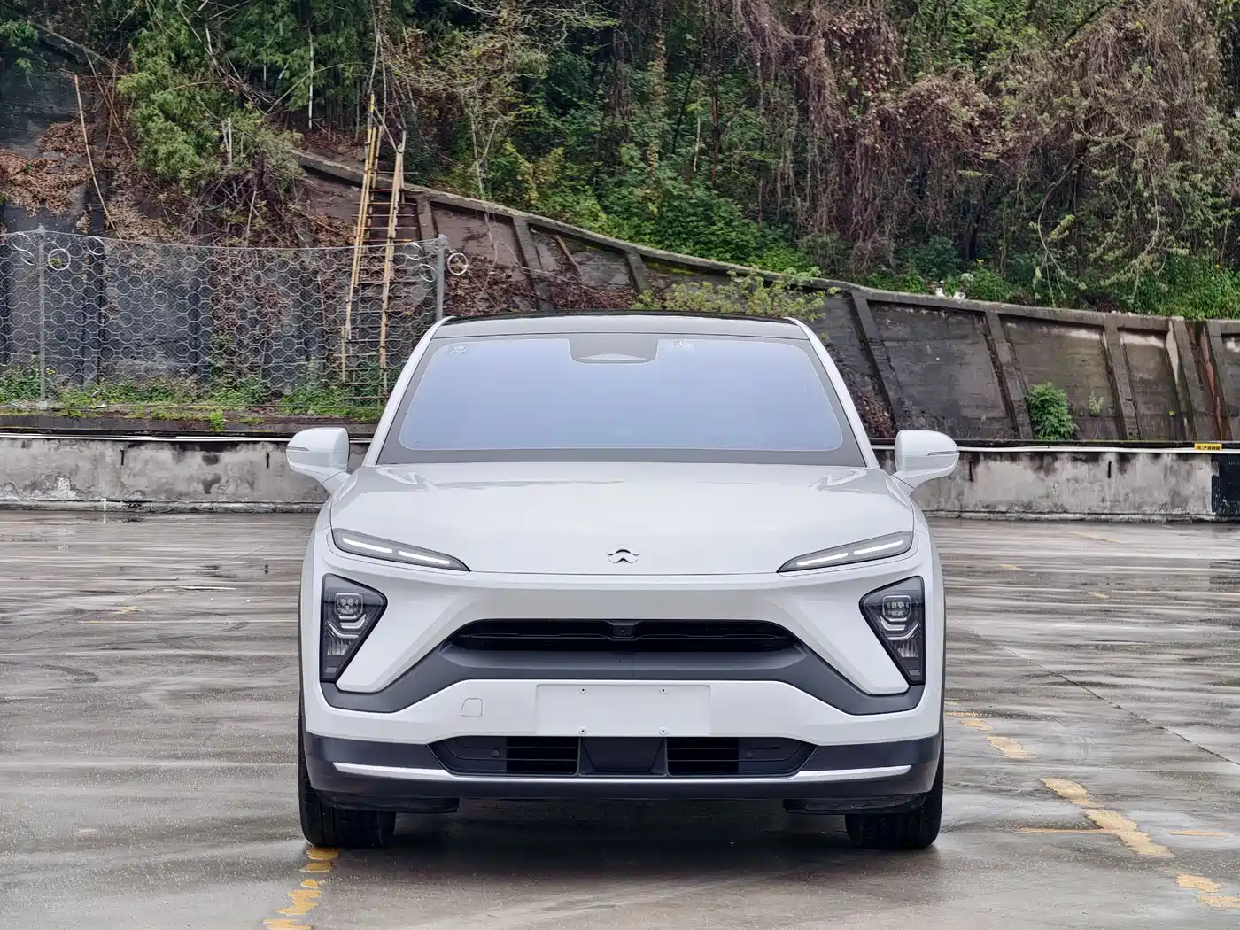 NIO NIO EC6