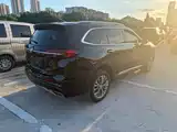 Photo 11 - Buick Envision Plus