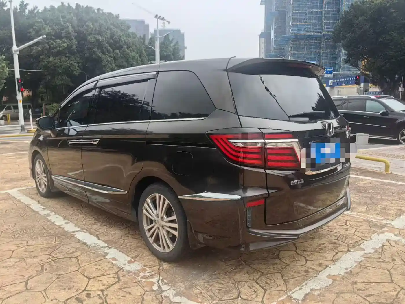 Honda Elysion 2016 2016 2.4L Luxury Edition