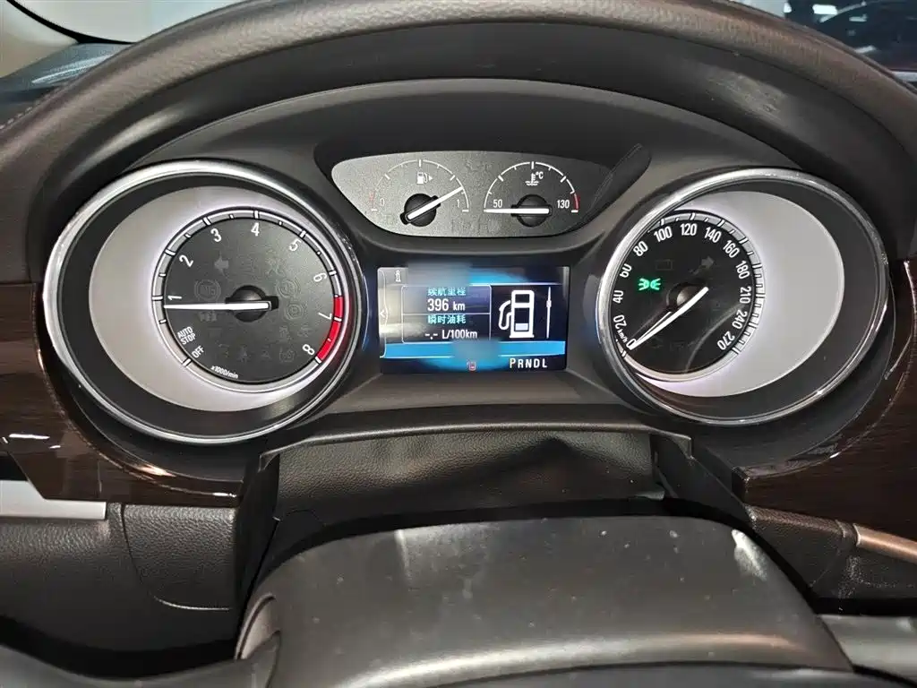 Buick Verano 2017 Sedan 20T DCT Leading фото 4