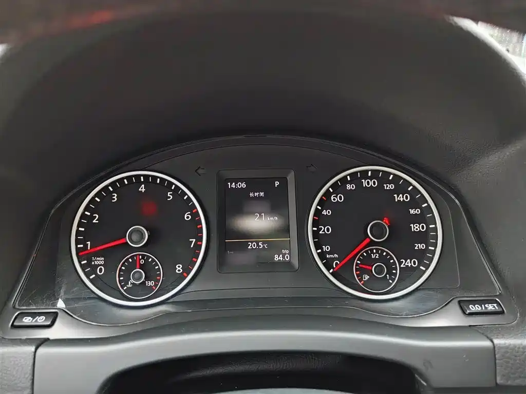 Volkswagen Tiguan 2015 2.0TSI Automatic 4WD Flagship фото 15