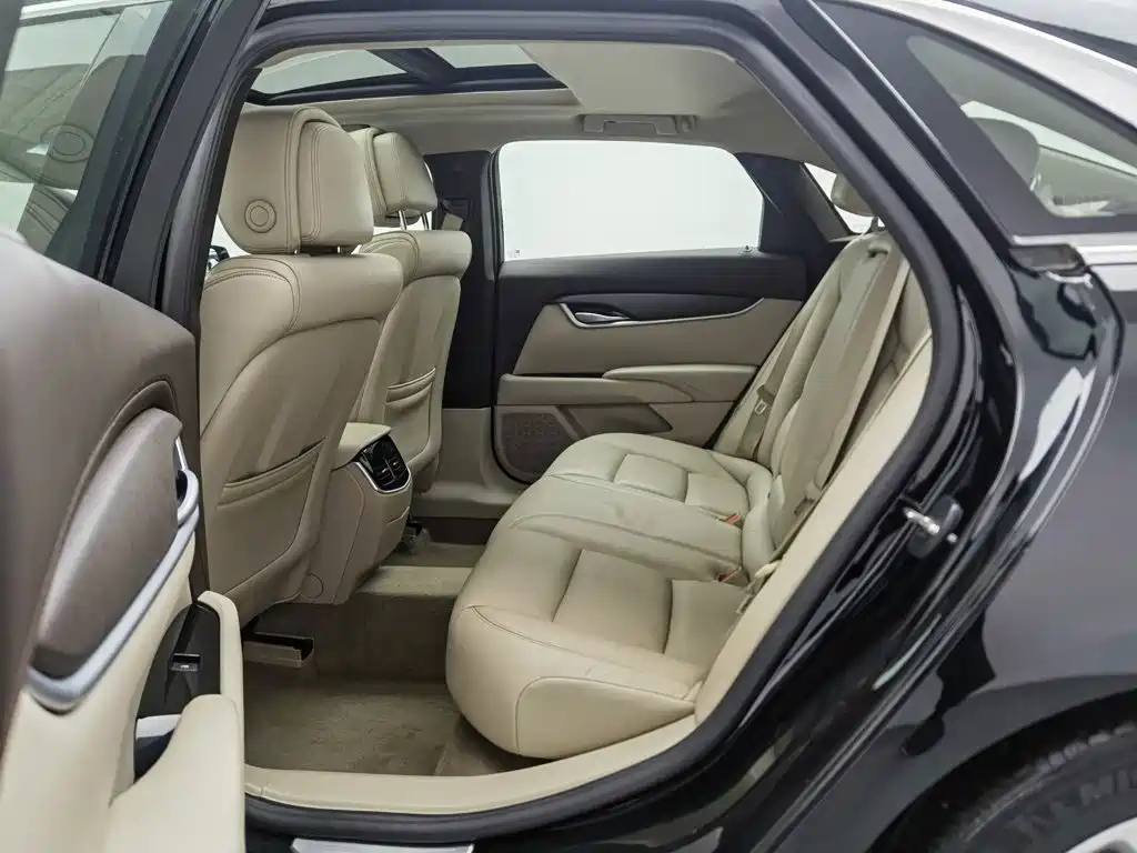 Фото 15 - Cadillac XTS