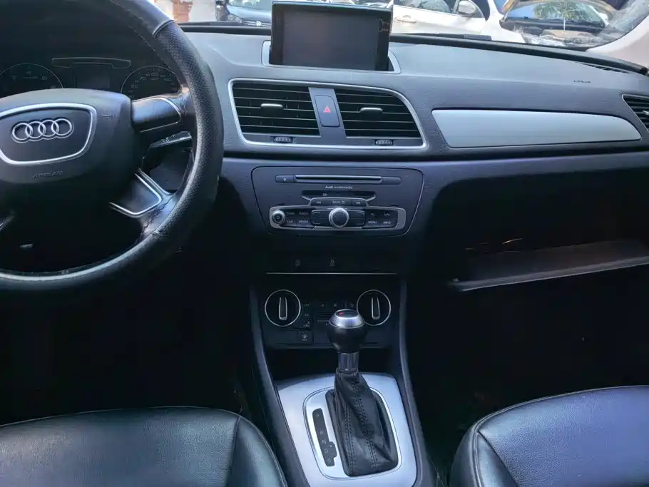 Фото 13 - Audi Q3