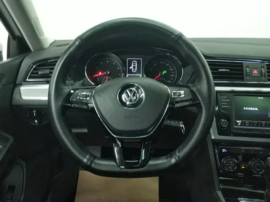 Volkswagen Lamando 2017 280TSI DSG Comfort Edition фото 15