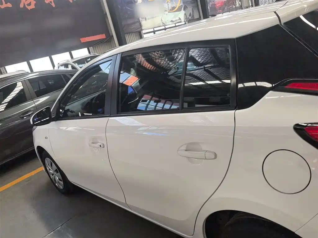 Toyota YARiS L Zhi Xuan 2016 Facelift 1.5E CVT Charming Edition фото 5