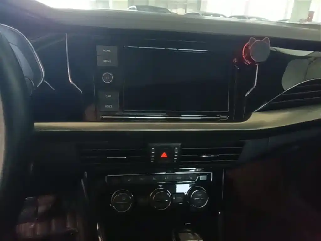 Volkswagen Passat 2019 330TSI Elite Version China VI фото 13