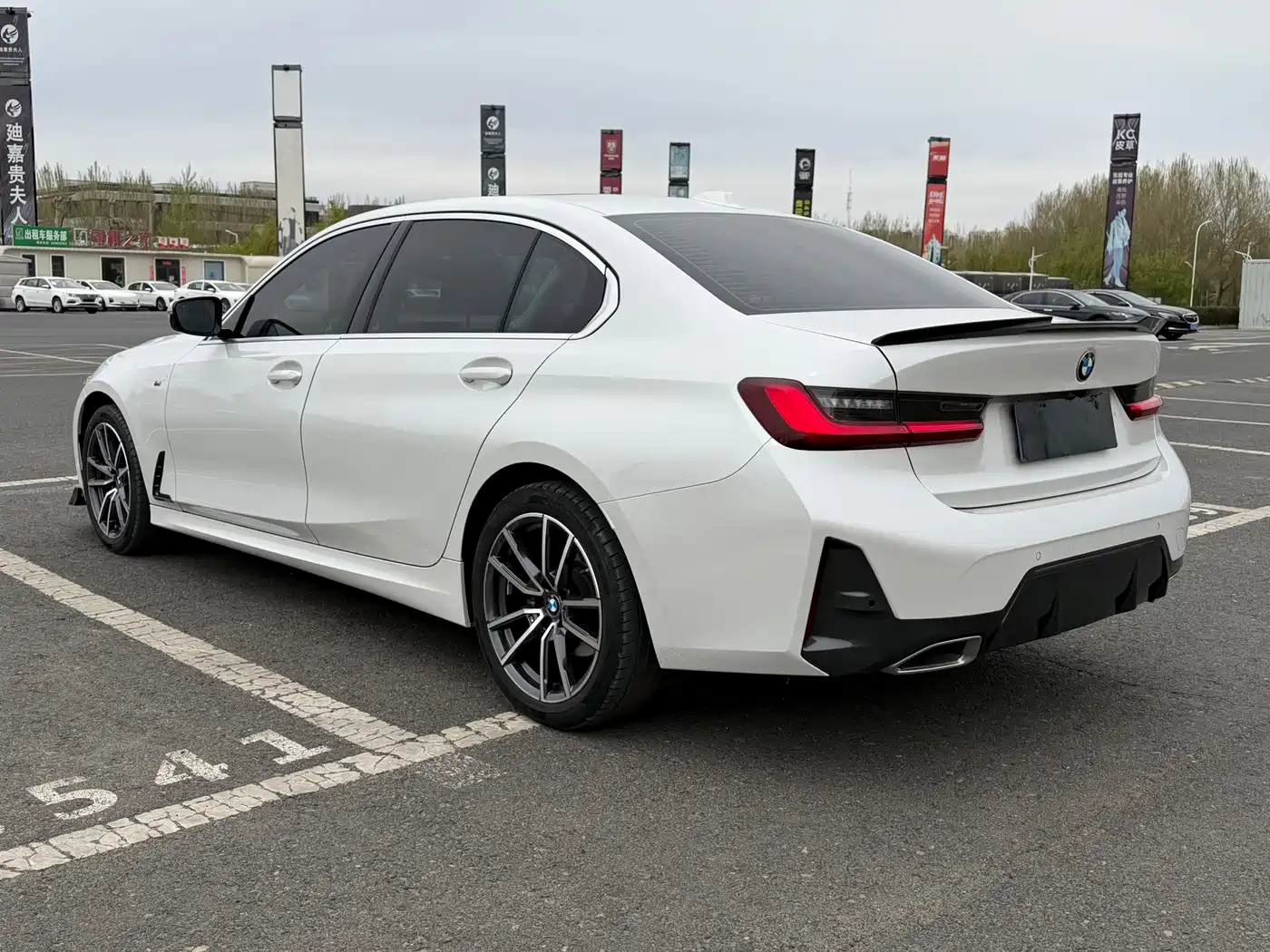 BMW 3 Series 2023 320Li M Sport Package фото 6