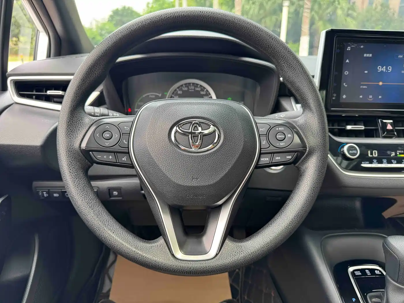 Toyota Levin 2021 Dual Engine 1.8H E-CVT Luxury Edition фото 11