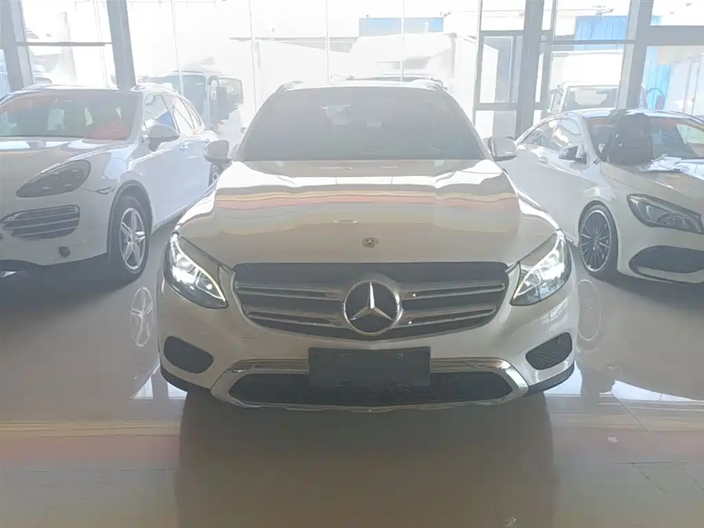 Mercedes-Benz GLC 2019 Model GLC 200 L 4MATIC фото 3