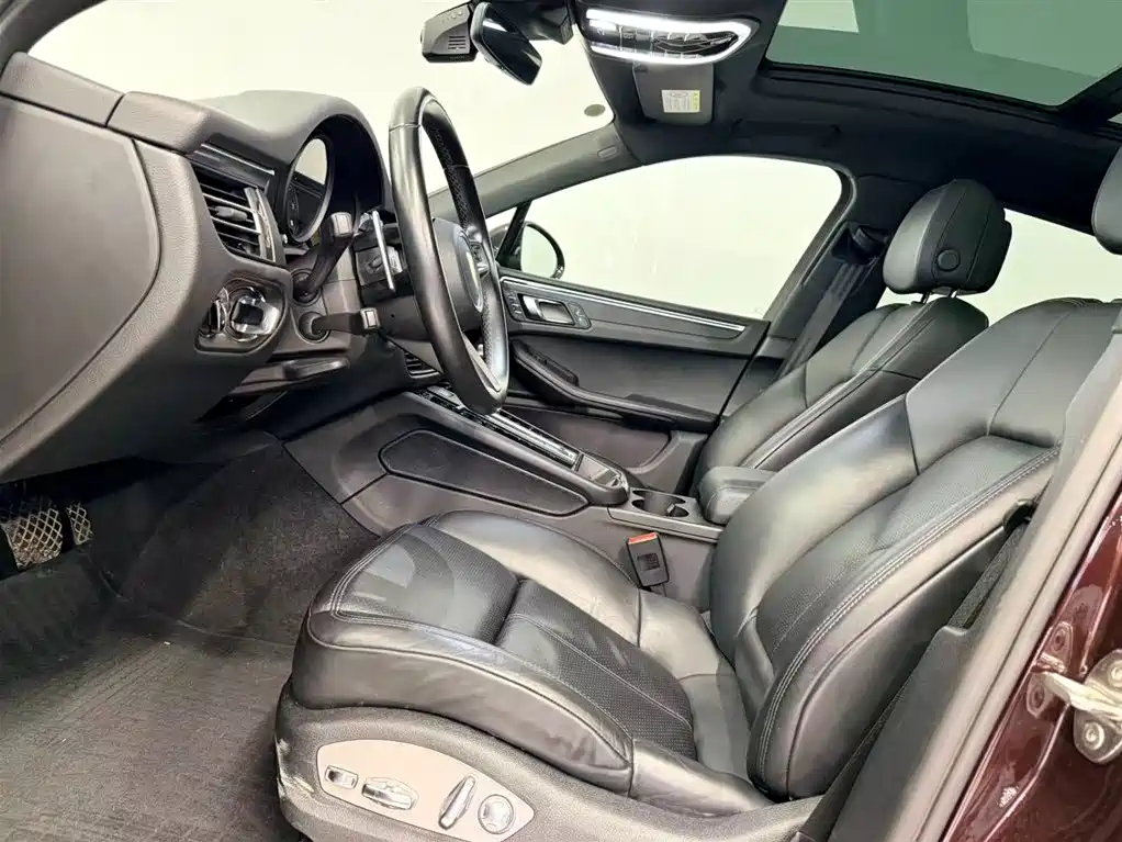 Porsche Macan 2023 Macan 2.0T фото 12
