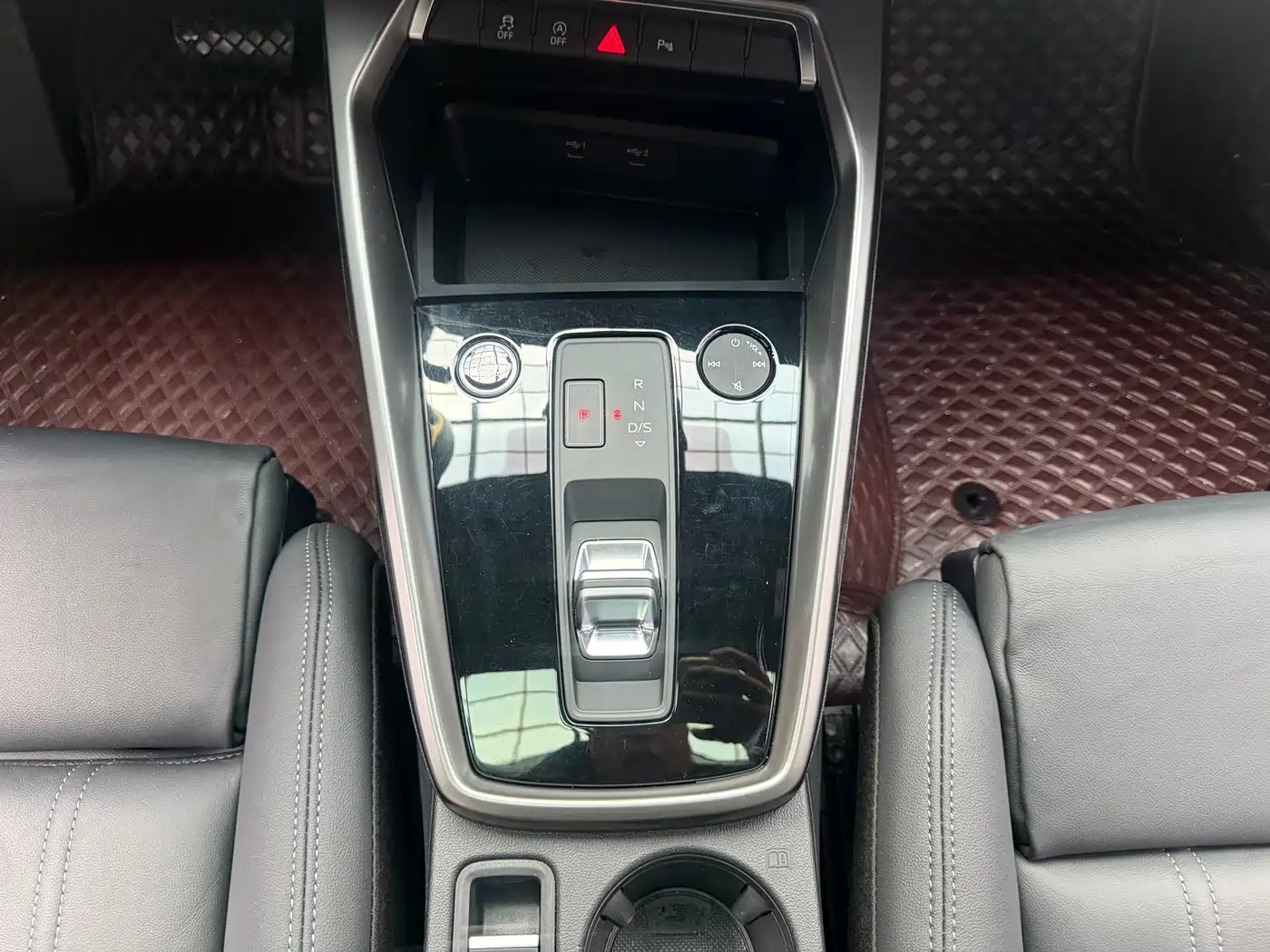 Audi A3 2021 Sportback 35 TFSI Luxury Elegance фото 16