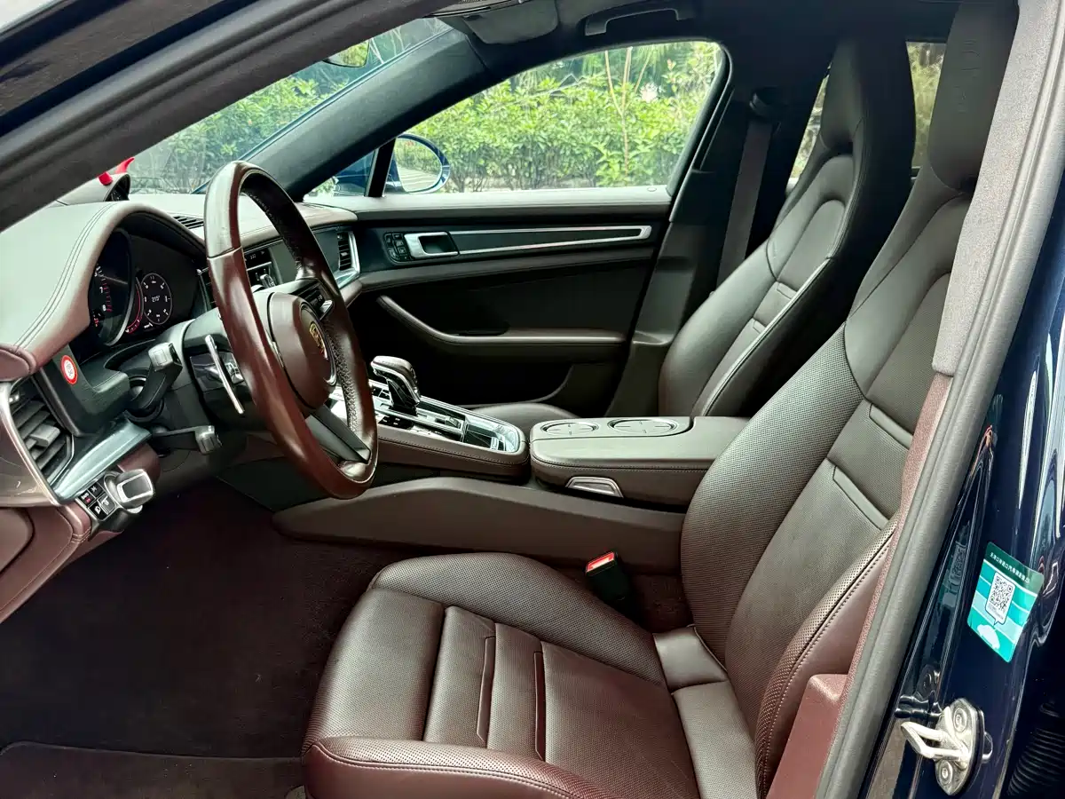 Porsche Panamera 2021 Panamera 4 Executive Long Wheelbase 2.9T фото 3