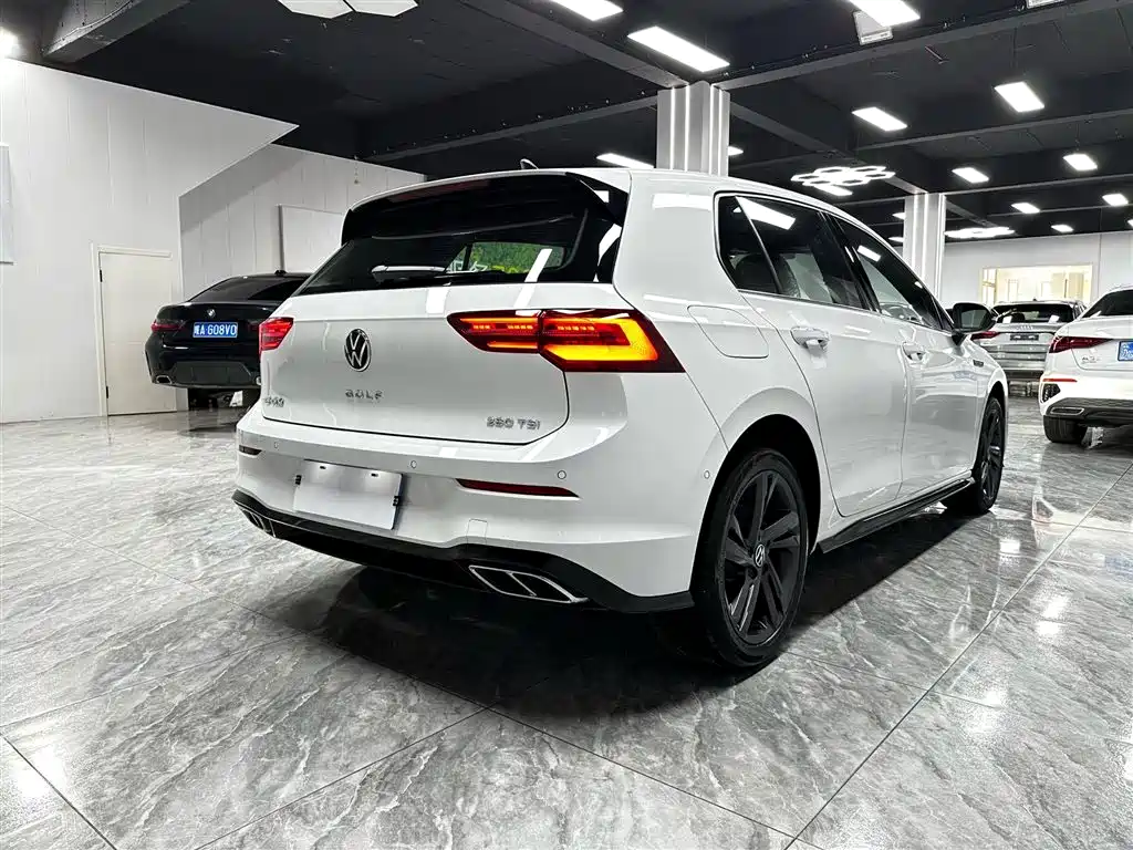 Volkswagen Golf 2023 Facelift 280TSI DSG R-Line Lite фото 6