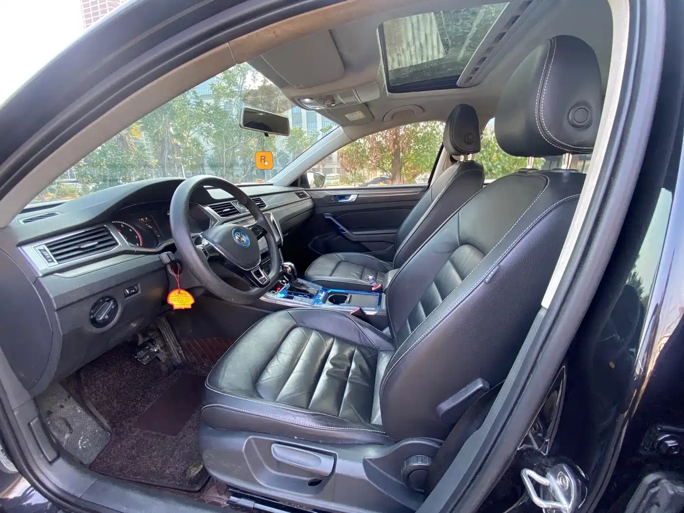 Volkswagen Passat 2017 330TSI DSG Prestige фото 10