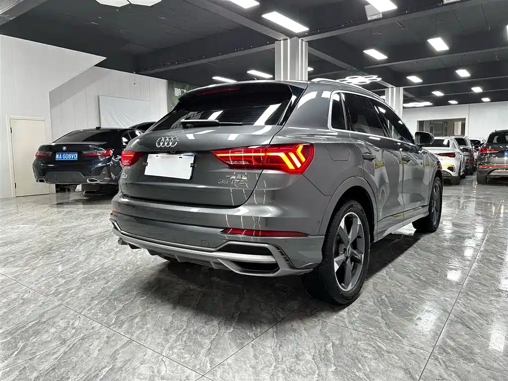 Audi Q3 2022 35 TFSI Fashion Dynamic фото 4