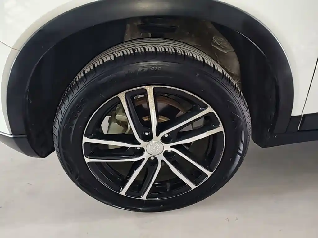 Besturn X40 2018 2017 1.6L Manual Luxury