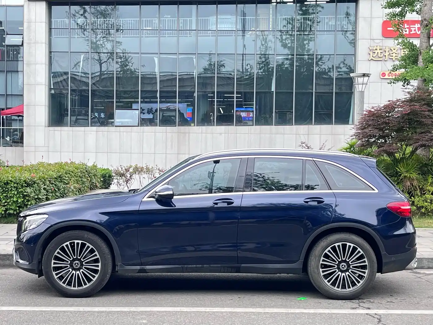 Mercedes-Benz GLC 2018 Facelift GLC 200 4MATIC фото 4