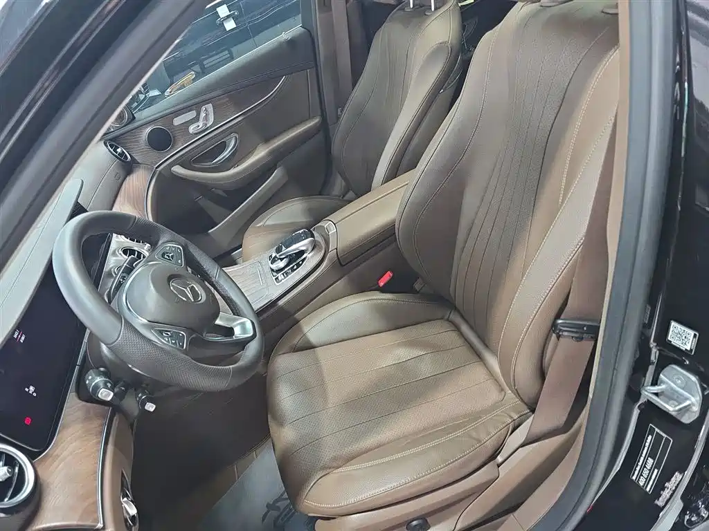 Mercedes-Benz E-Class 2018 Facelift E 300 L Luxury фото 11
