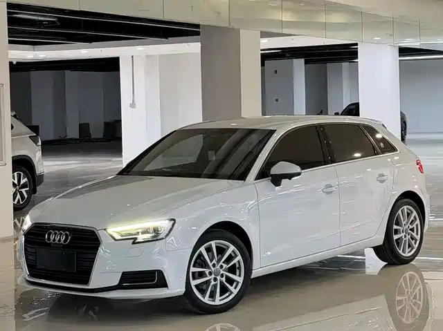 Audi A3 2020 Sportback 35 TFSI Progressive Type China VI