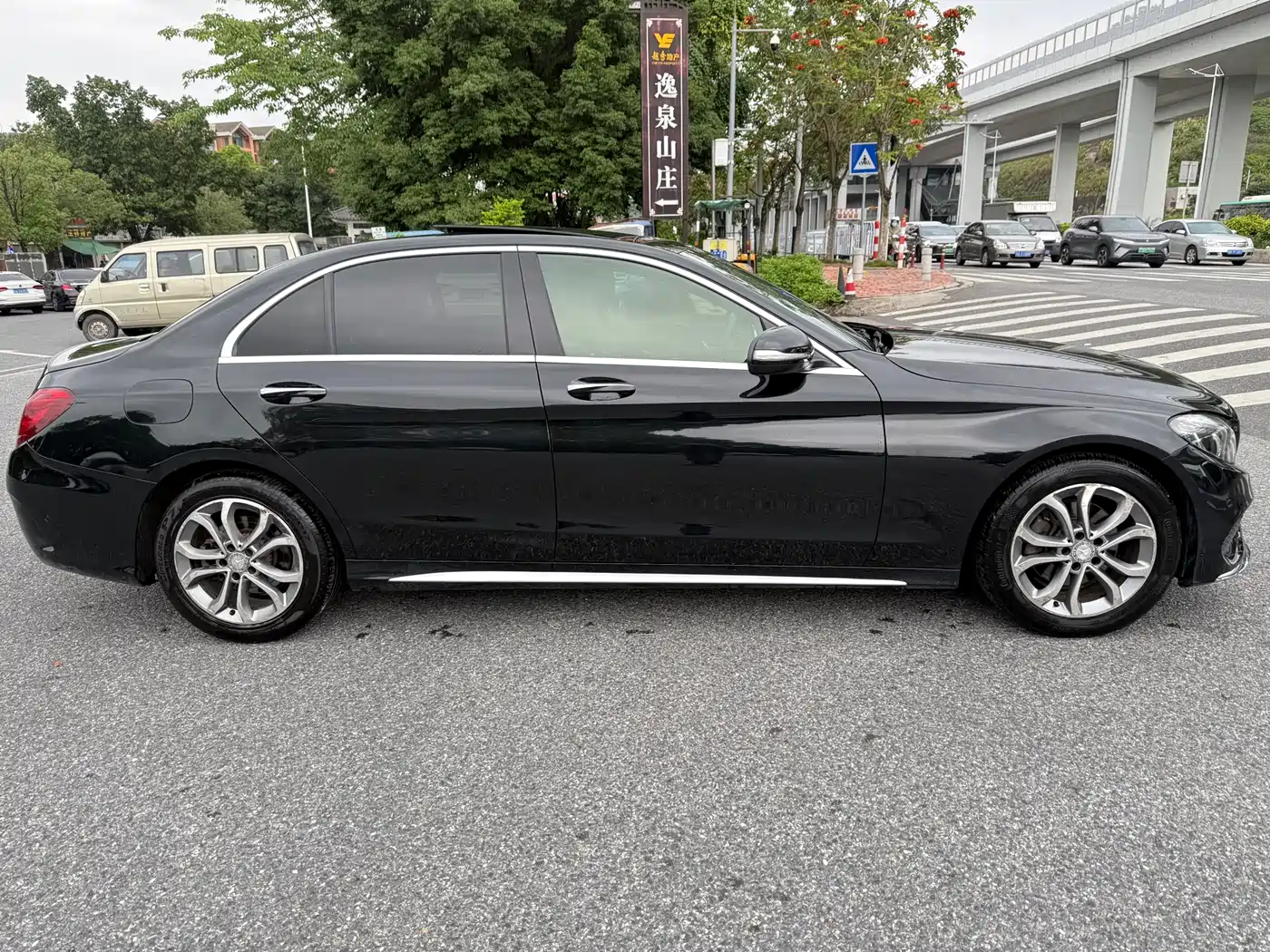Mercedes-Benz C-Class 2015 C 200 L Sport фото 4