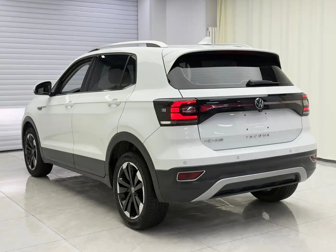 Volkswagen Tanying 2021 1.5L Automatic Smart Connect Edition фото 4