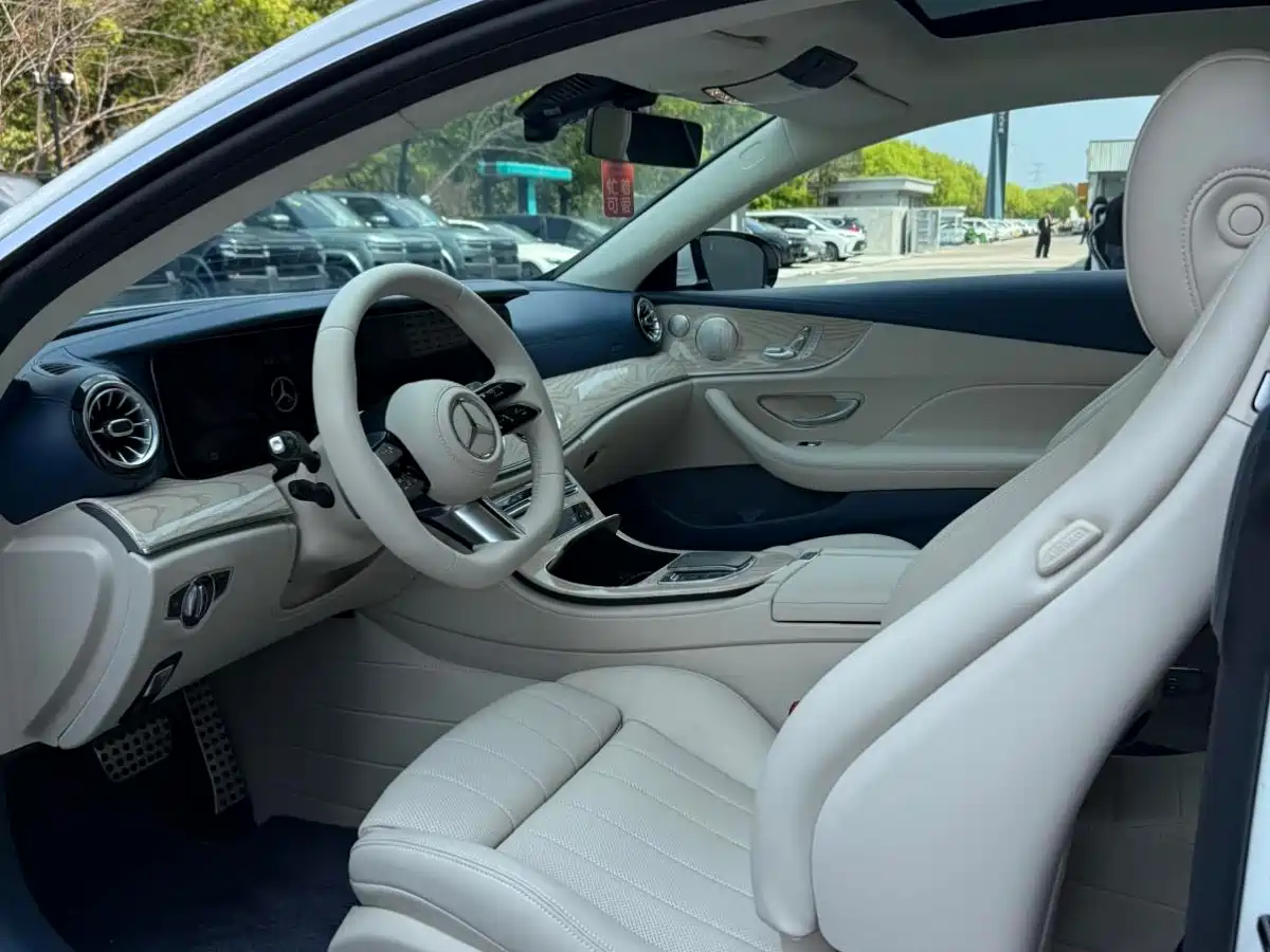 Mercedes-Benz E-Class (Import) 2021 E 260 Coupe фото 3