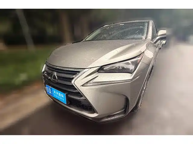 Lexus NX 2015 200t AWD F Sport — фото 1