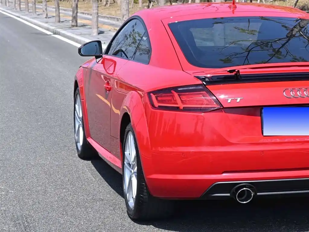 Audi TT 2015 TT Coupe 45 TFSI фото 6