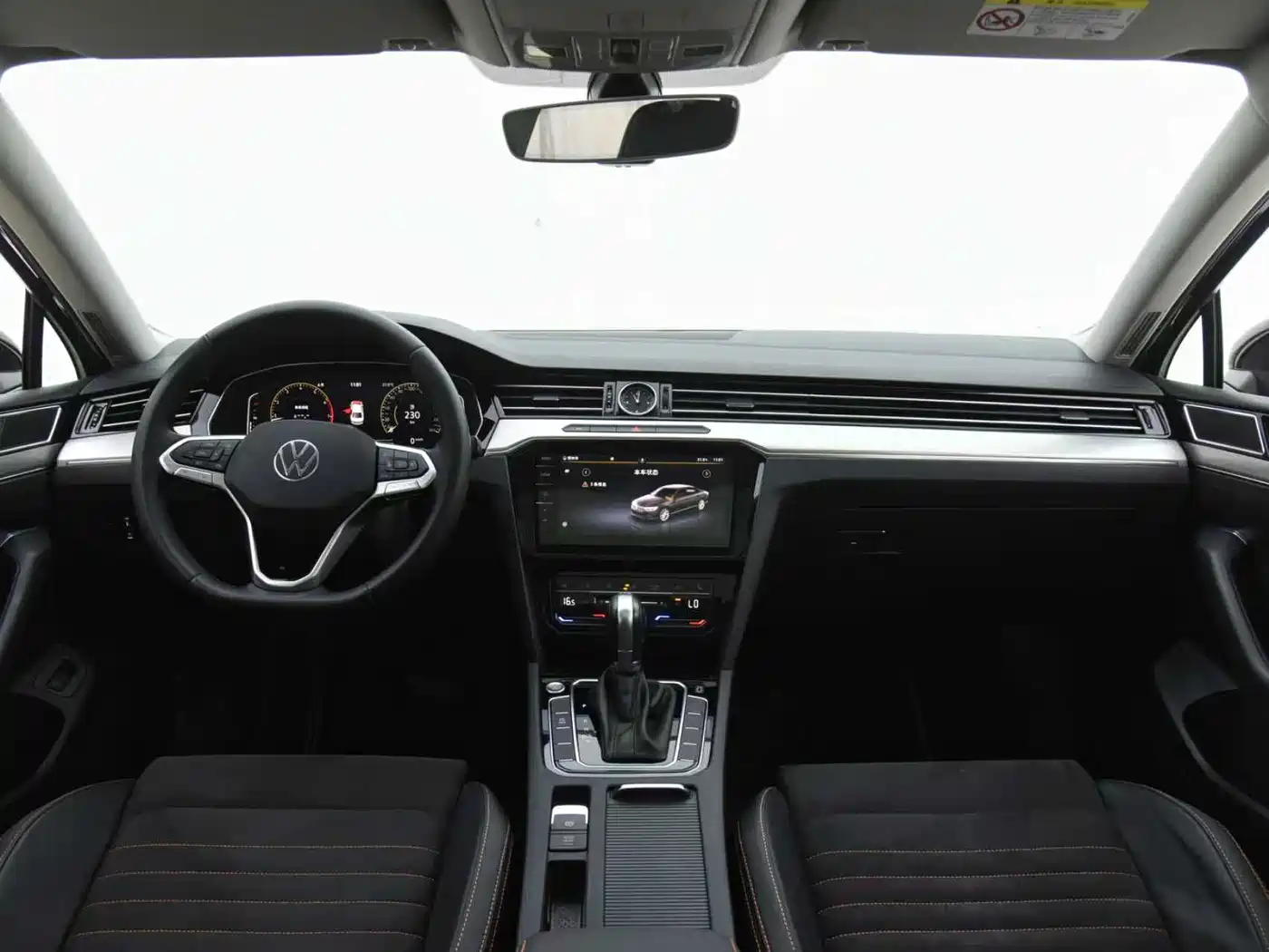 Volkswagen Magotan 2021 330TSI DSG 30th Anniversary Edition фото 5
