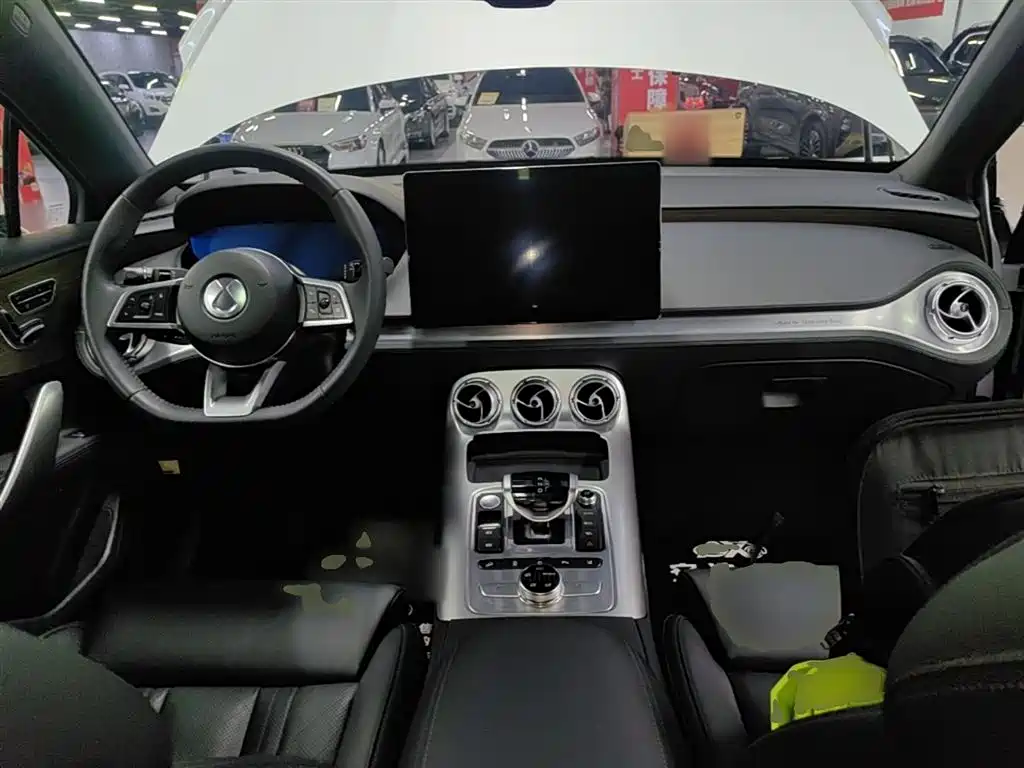 Denza X 2020 Model PHEV Flagship Edition фото 10
