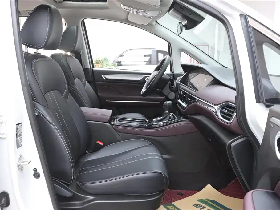 GAC Trumpchi Trumpchi M6 2023 PRO 270T DCT Luxury Edition фото 19