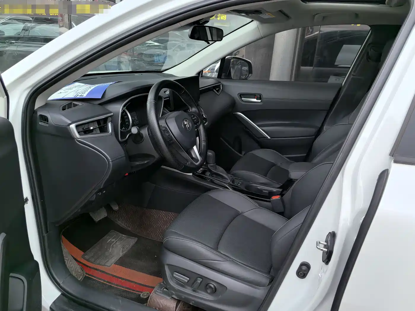 Toyota Frontlander 2022 2.0L CVT Luxury Edition фото 7