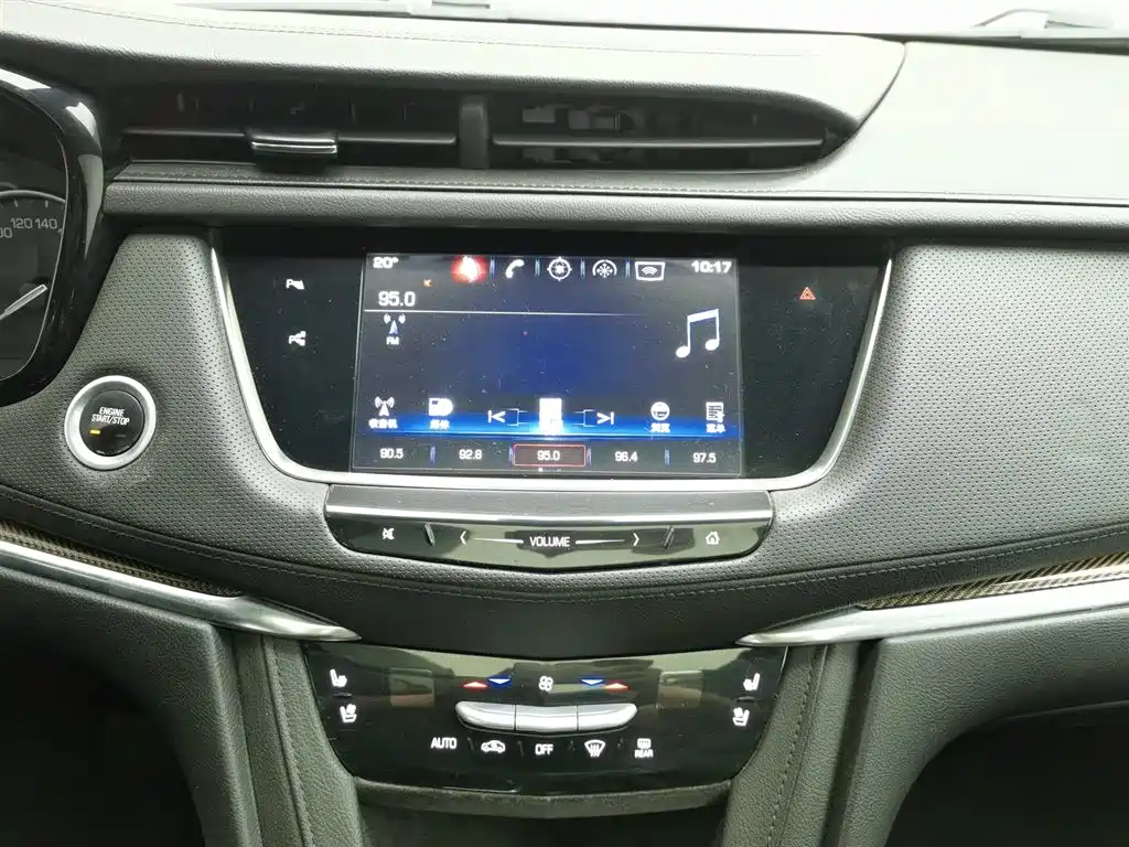 Cadillac XT5 2016 28T AWD Premium Model фото 12