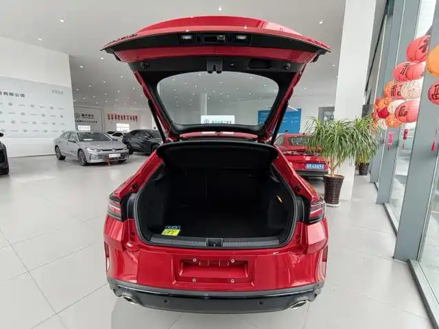 2025 Volkswagen Lamando