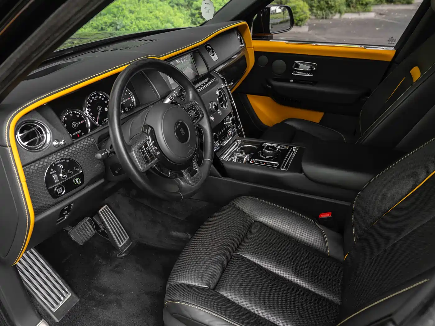 Rolls-Royce Cullinan 2020 Black Badge фото 11