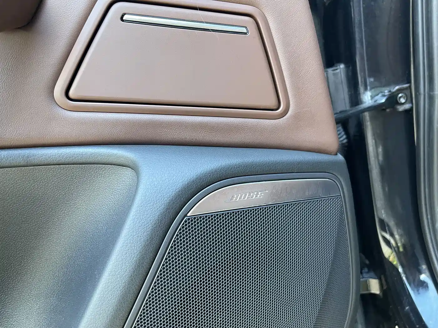 Фото 26 - Audi A6L