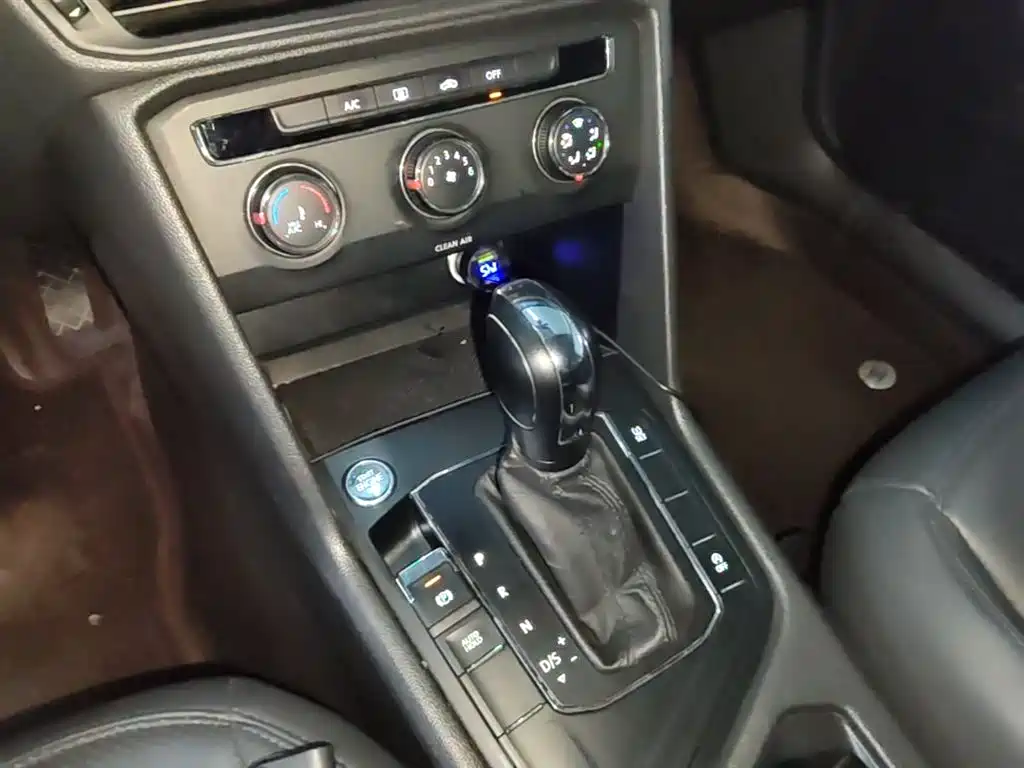 Volkswagen Tharu 2021 Model 280TSI 2WD Trend Edition фото 10