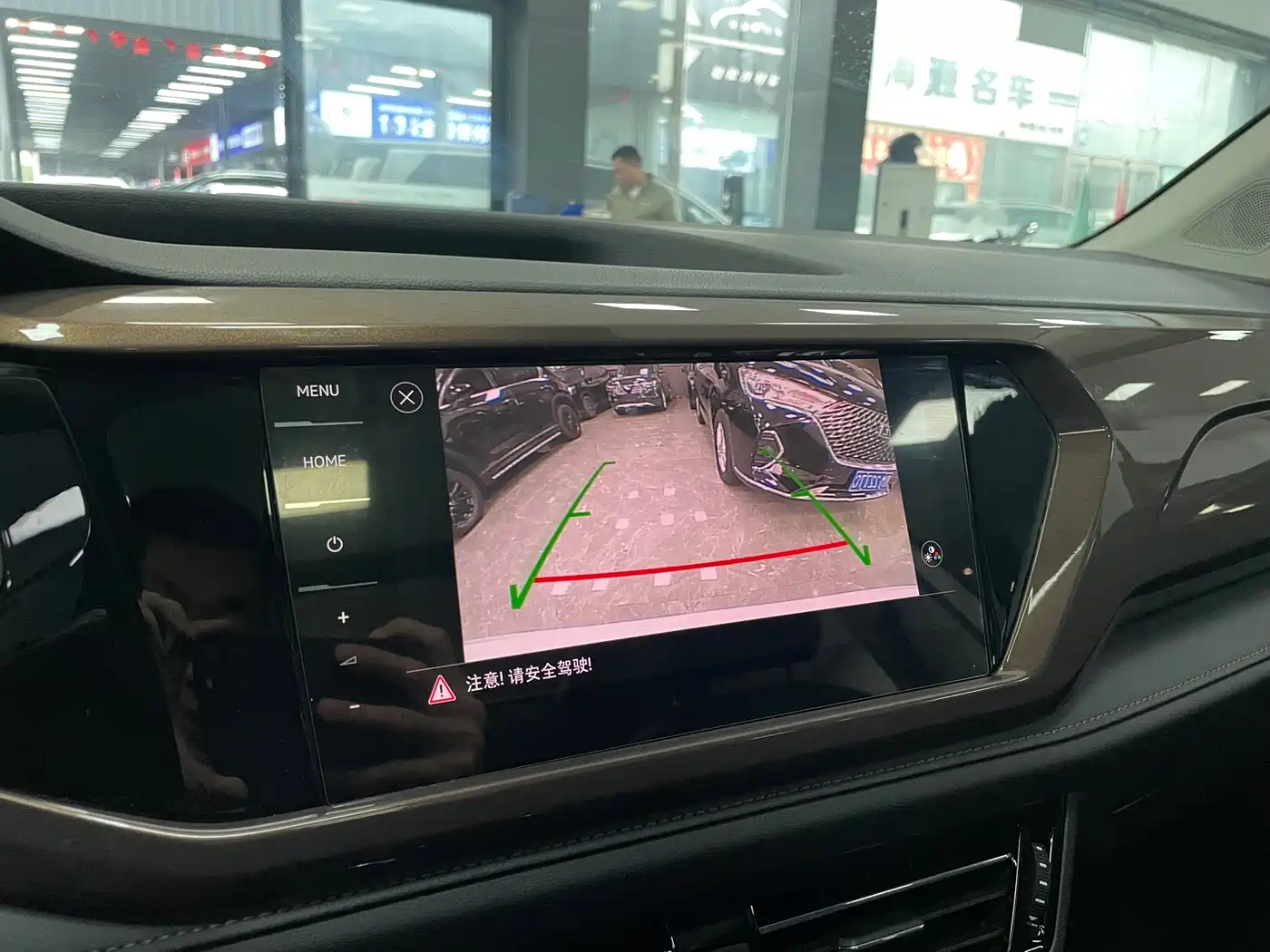 Volkswagen Tharu 2022 280TSI FWD Luxury Edition фото 13
