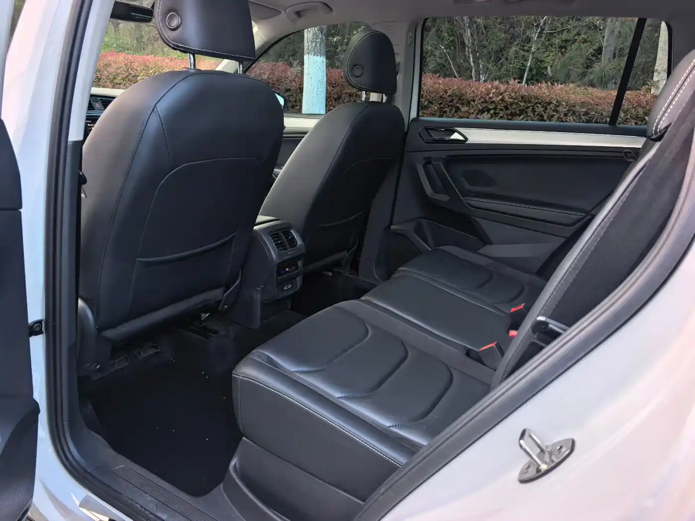 Volkswagen Tiguan L 2018 380TSI Automatic AWD Luxury Edition фото 7