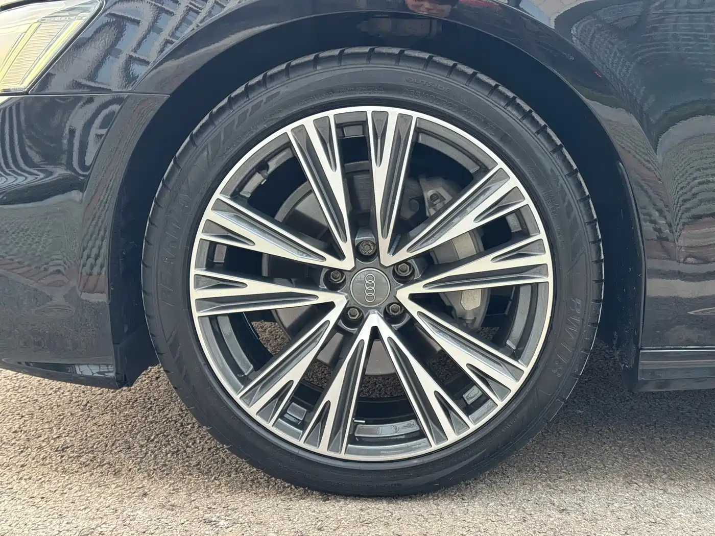 Audi A6L 2021 40 TFSI Luxury Sport фото 10