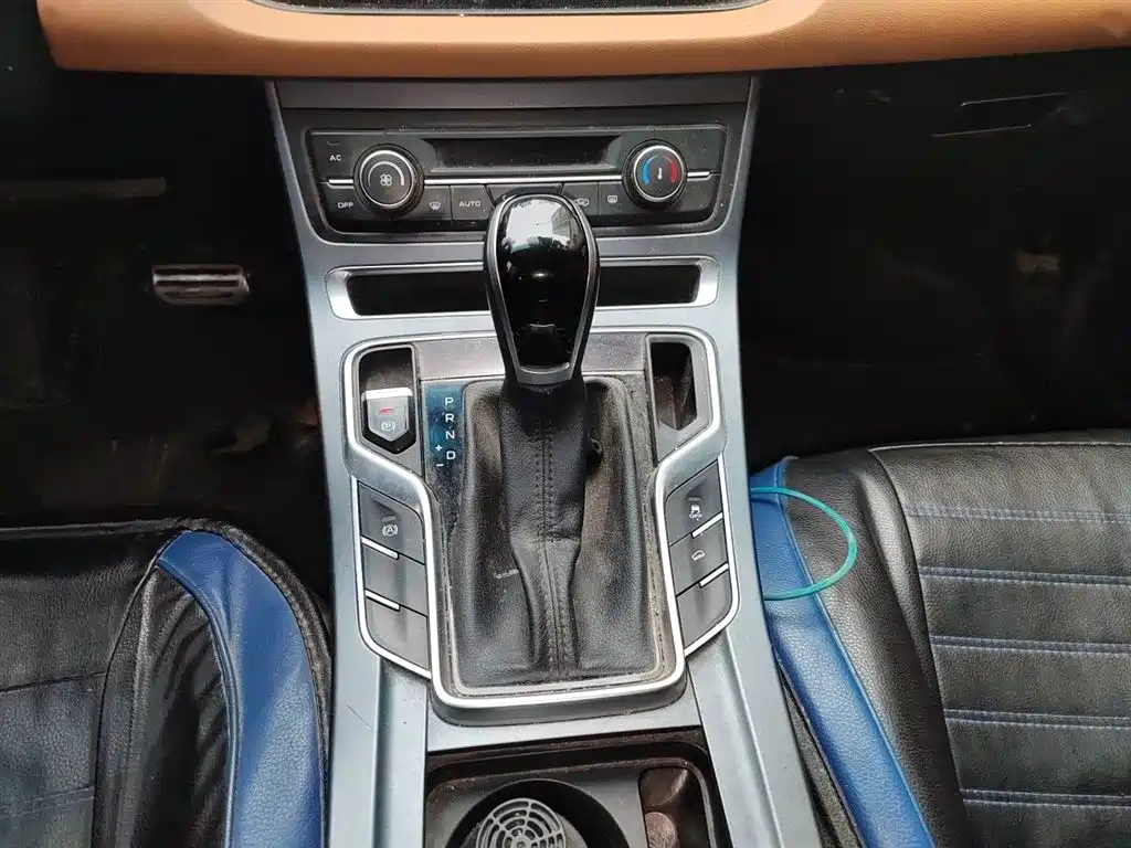 Geely Vision S1 2018 2018 1.4T CVT Sharp Enjoy