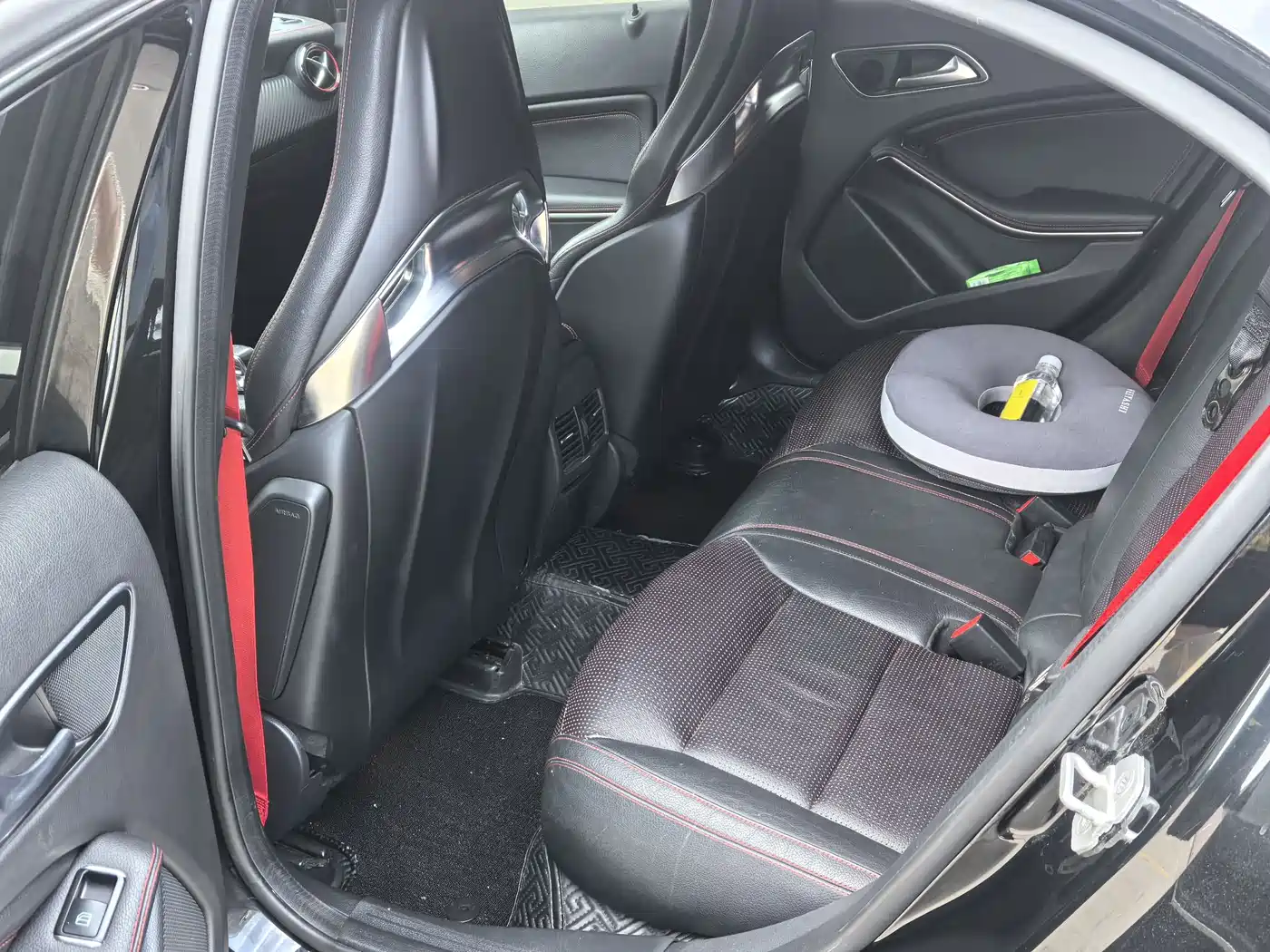 Mercedes-Benz A-Class AMG (Import) 2014 AMG A 45 4MATIC фото 8