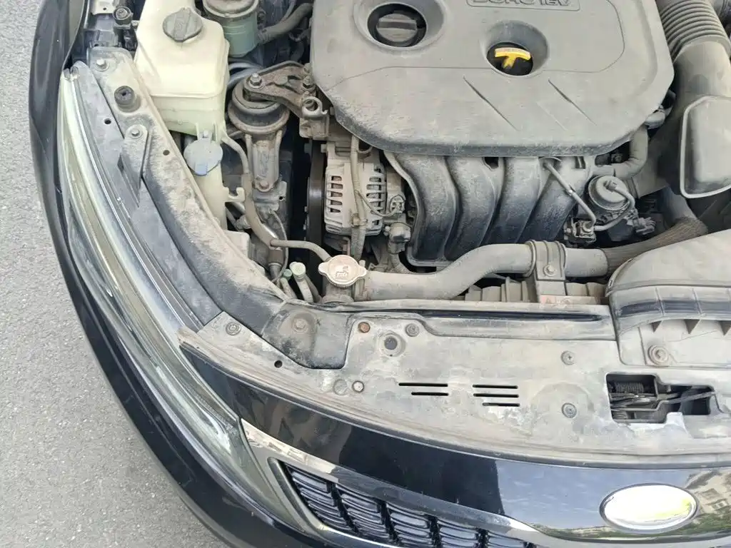 صورة 18 - Kia K5