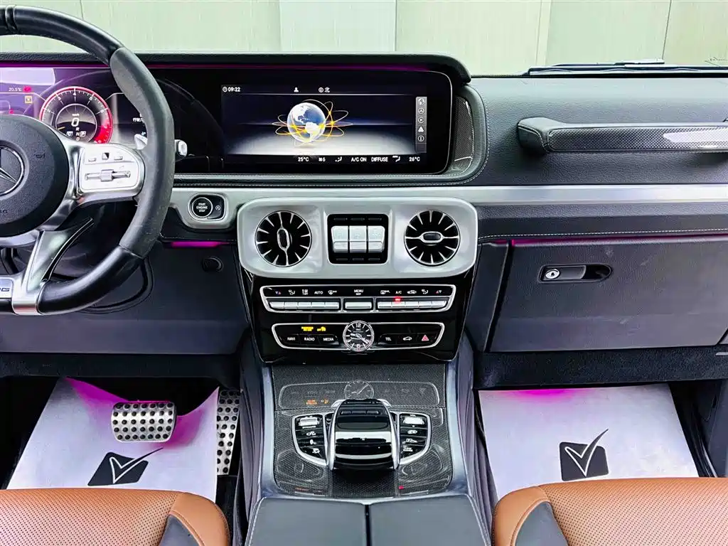 Mercedes-Benz G-Class AMG 2019 AMG G 63 фото 7