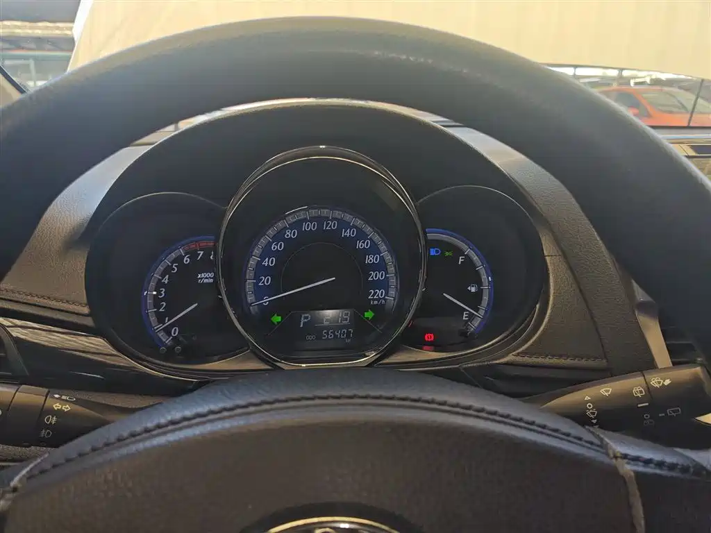 Toyota YARiS L Zhi Xuan 2016 Facelift 1.5G CVT Dynamic Edition фото 12