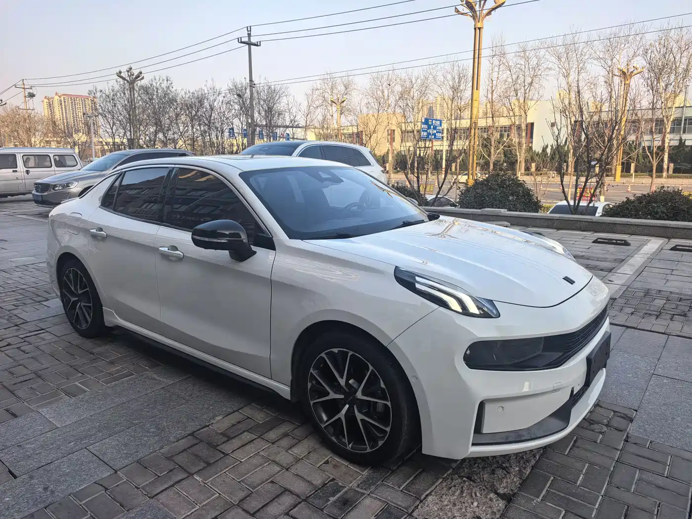 Lynk & Co 03 2019 2.0TD Auto Power Pro Version фото 3